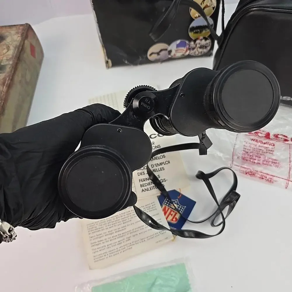 Tasco To The NFL 7 X 35mm Zip Focus 4000 Binoculars